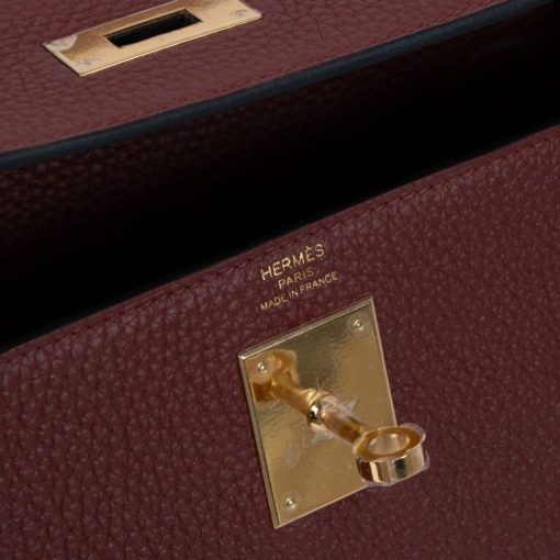Hermes Kelly 20cm Bag In Bordeaux lemence Leather GHW - Image 2